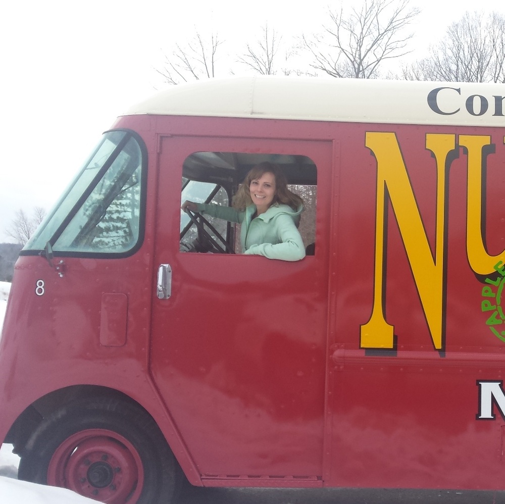 Meet your Posher, Nicole